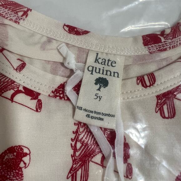 Kate Quinn Long Sleeve Boxy Tee Shirt Red Parrot Size 5Y New Bamboo - Picture 4 of 5